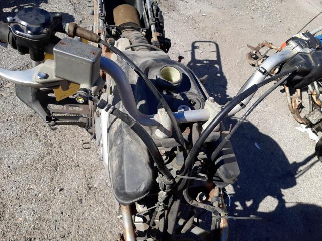 478TE230414106119 - 2001 HONDA TRX400 EX SILVER photo 8