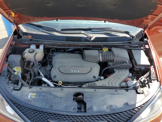 2C4RC1BG0JR171871 - 2018 CHRYSLER PACIFICA TOURING L ORANGE photo 11