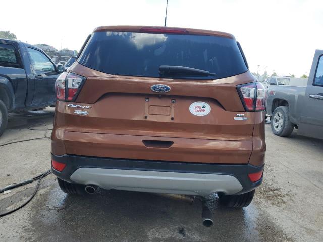 1FMCU9GDXHUB45528 - 2017 FORD ESCAPE SE ORANGE photo 6