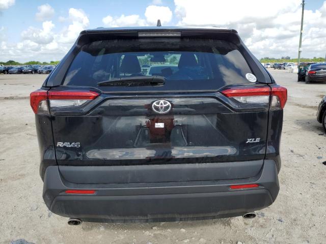 2T3C1RFV3NC181214 - 2022 TOYOTA RAV4 XLE PREMIUM BLACK photo 6