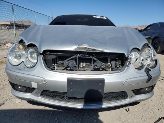 WDBSK75F05F097955 - 2005 MERCEDES-BENZ SL 500 SILVER photo 5