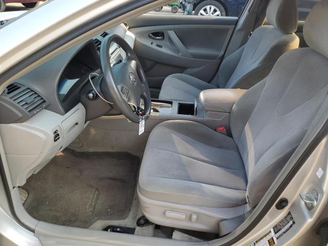 4T1BF3EK4AU072246 - 2010 TOYOTA CAMRY BASE SILVER photo 7