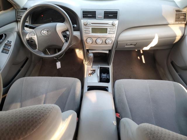 4T1BF3EK4AU072246 - 2010 TOYOTA CAMRY BASE SILVER photo 8