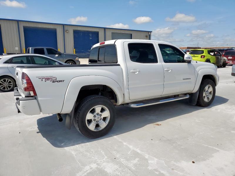 5TFJU4GN1DX050243 - 2013 TOYOTA TACOMA DOUBLE CAB PRERUNNER WHITE photo 3