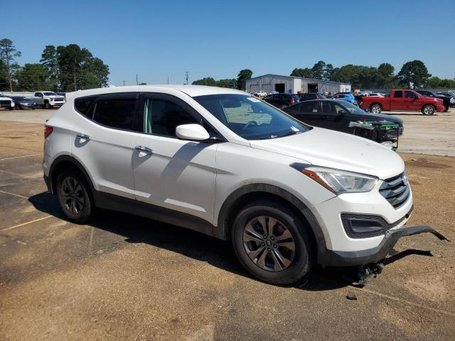 5XYZT3LB3GG351390 - 2016 HYUNDAI SANTA FE S WHITE photo 4