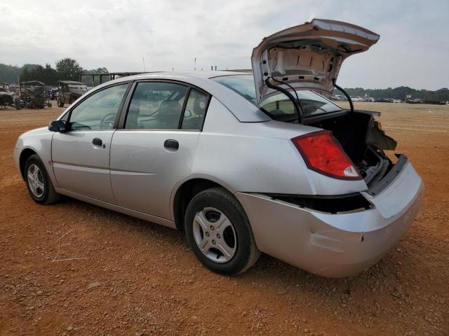 1G8AG52F95Z157019 - 2005 SATURN ION LEVEL 1 SILVER photo 2