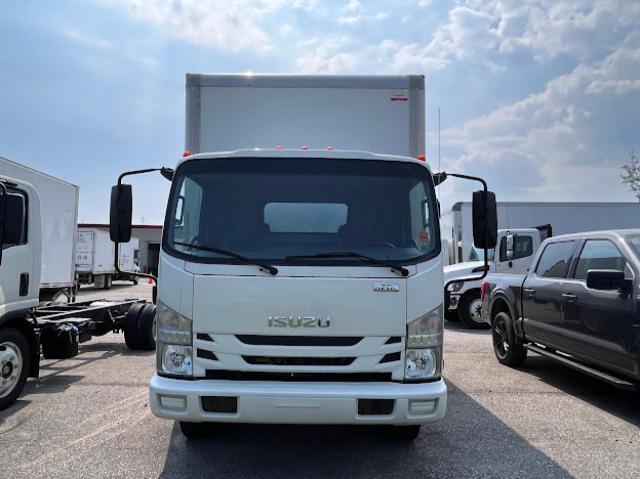 JALE5W167J7300901 - 2018 ISUZU NQR WHITE photo 1