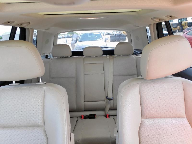 WDCGG5GB3AF401999 - 2010 MERCEDES-BENZ GLK 350 WHITE photo 10