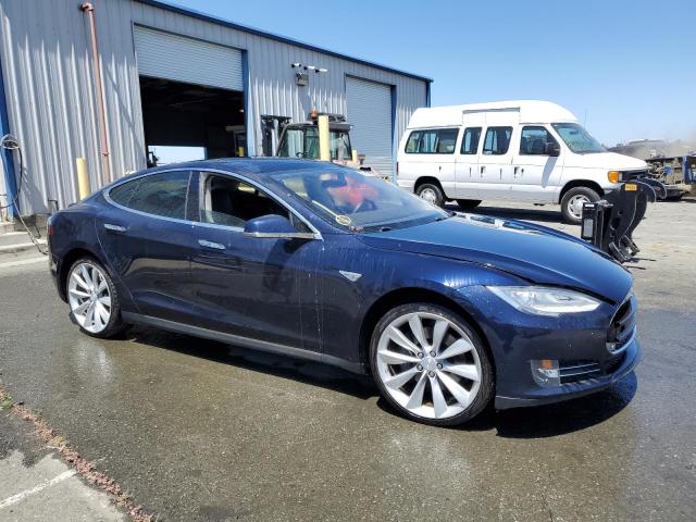 5YJSA1CP8DFP07987 - 2013 TESLA MODEL S Կապույտ լուսանկար 4