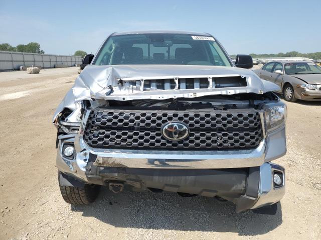 5TFCY5F19LX026756 - 2020 TOYOTA TUNDRA DOUBLE CAB SR/SR5 SILVER photo 5