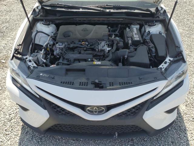 4T1G11AK0LU329727 - 2020 TOYOTA CAMRY SE 白色 照片 11