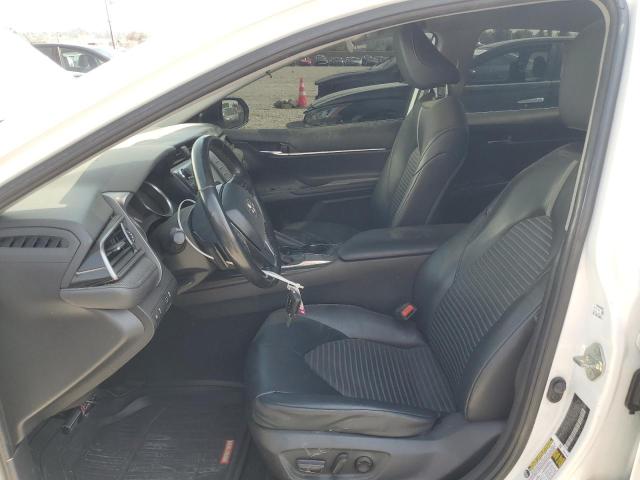 4T1G11AK0LU329727 - 2020 TOYOTA CAMRY SE 白色 照片 7