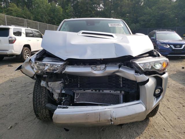 JTEPU5JR0M5843892 - 2021 TOYOTA 4RUNNER SR5/SR5 PREMIUM 银色 照片 5