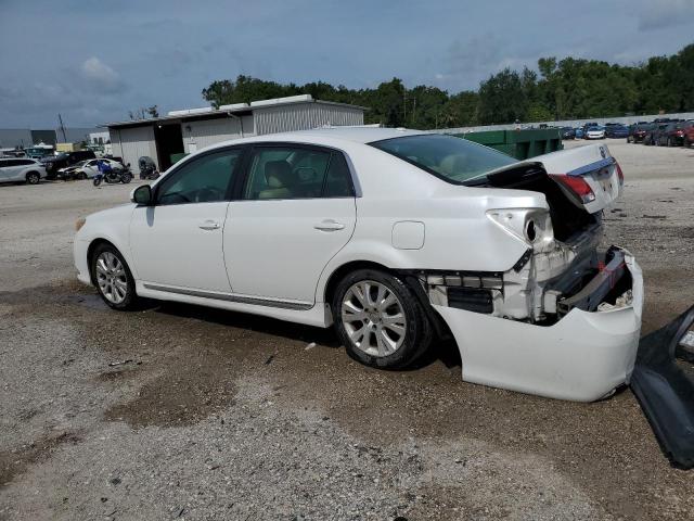 4T1BK3DB4BU404815 - 2011 TOYOTA AVALON BASE WHITE photo 2