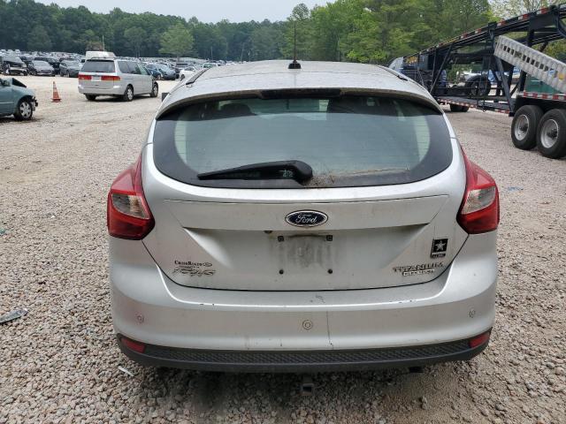 1FADP3N26EL141918 - 2014 FORD FOCUS TITANIUM SILVER photo 6