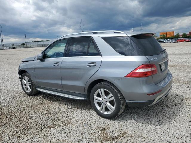4JGDA5HB3CA042979 - 2012 MERCEDES-BENZ ML 350 4MATIC GRAY photo 2