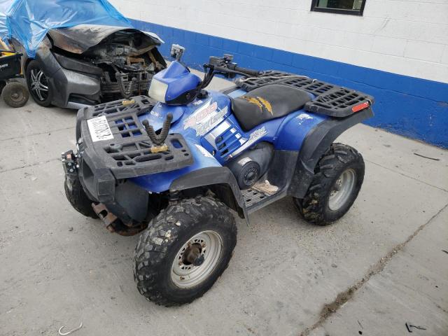 4XACH42A04B121907 - 2004 POLARIS SPORTSMAN 400 BLUE photo 2