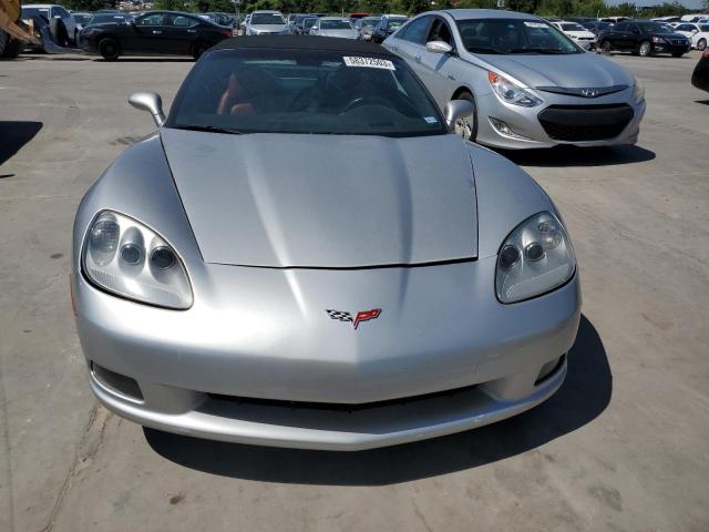 1G1YY34U155125845 - 2005 CHEVROLET CORVETTE SILVER photo 5