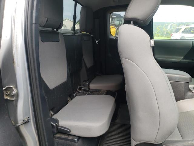 5TFSZ5AN4JX144908 - 2018 TOYOTA TACOMA ACCESS CAB ვერცხლისფერი ფოტო 10
