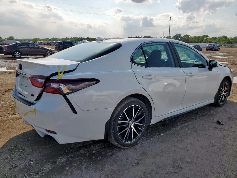 4T1G11AK5RU205011 - 2024 TOYOTA CAMRY SE NIGHT SHADE WHITE photo 3
