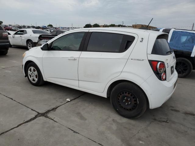 1G1JA6SH1F4127518 - 2015 CHEVROLET SONIC LS თეთრი ფოტო 2