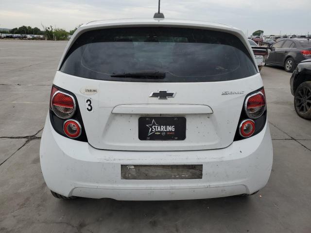 1G1JA6SH1F4127518 - 2015 CHEVROLET SONIC LS თეთრი ფოტო 6