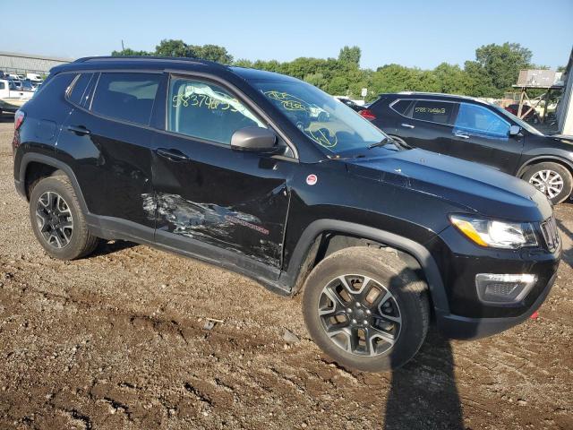 3C4NJDDB4KT661882 - 2019 JEEP COMPASS TRAILHAWK BLACK photo 4