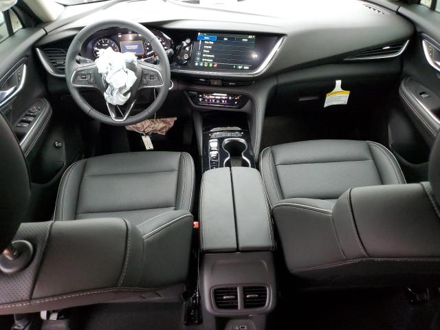 LRBFZNR46PD041074 - 2023 BUICK ENVISION ESSENCE WHITE photo 8