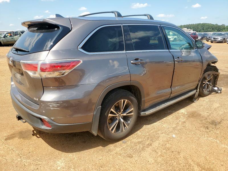 5TDKKRFH5GS125944 - 2016 TOYOTA HIGHLANDER XLE GRAY photo 3