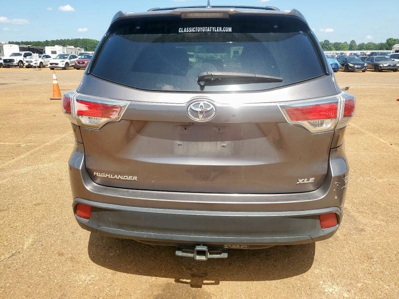 5TDKKRFH5GS125944 - 2016 TOYOTA HIGHLANDER XLE GRAY photo 6