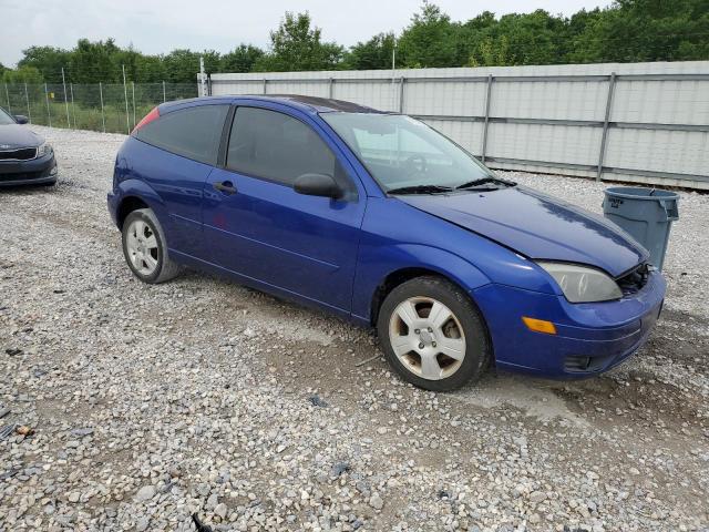 1FAFP31NX6W153966 - 2006 FORD FOCUS ZX3 BLUE photo 4