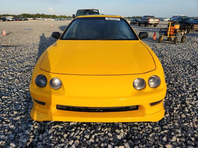 JH4DC4357YS010661 - 2000 ACURA INTEGRA LS YELLOW photo 5