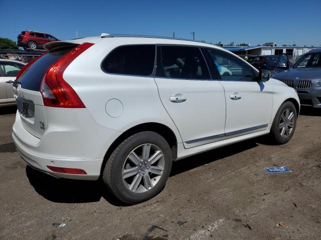 YV449MRK8G2894618 - 2016 VOLVO XC60 T6 PREMIER WHITE photo 3