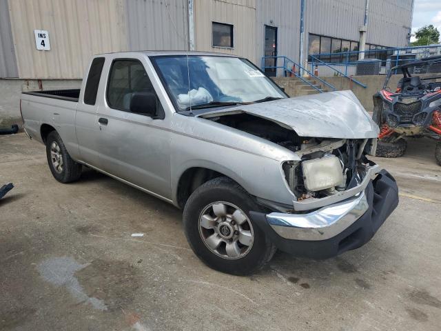 1N6DD26S5XC336078 - 1999 NISSAN FRONTIER KING CAB XE SILVER photo 4