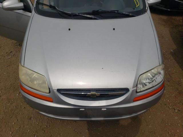 KL1TD56626B526855 - 2006 CHEVROLET AVEO BASE SILVER photo 11