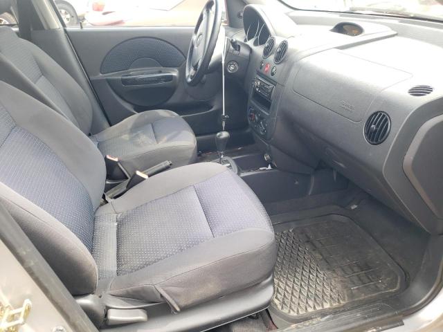 KL1TD56626B526855 - 2006 CHEVROLET AVEO BASE SILVER photo 7