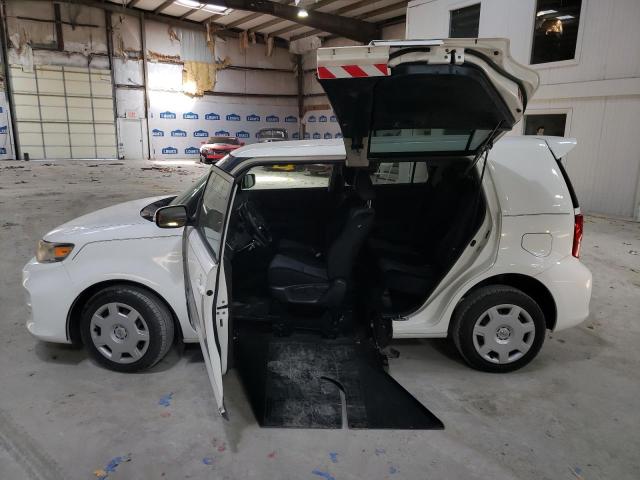 JTLZE4FE1B1122709 - 2011 TOYOTA SCION XB 白色 照片 12