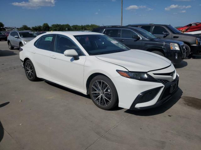 4T1G11AK1PU772118 - 2023 TOYOTA CAMRY SE NIGHT SHADE WHITE photo 4