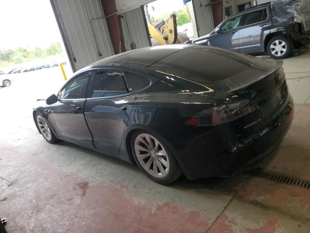 5YJSA1E48HF213184 - 2017 TESLA MODEL S შავი ფოტო 2