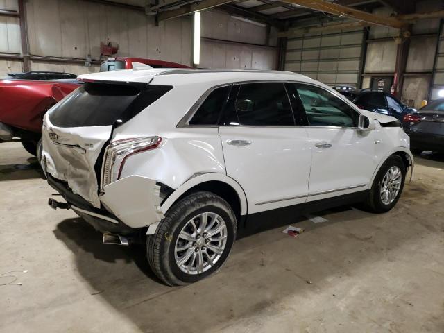 1GYKNARS6HZ281145 - 2017 CADILLAC XT5 WHITE photo 3