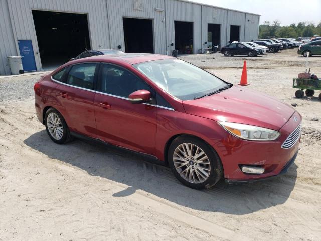 1FADP3J20GL371429 - 2016 FORD FOCUS TITANIUM RED photo 4