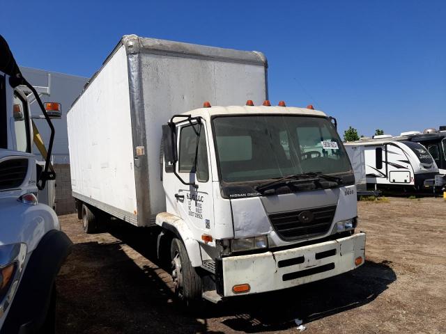 JNAPA80HX6AS55101 - 2006 NISSAN DIESEL UD2600 WHITE photo 4