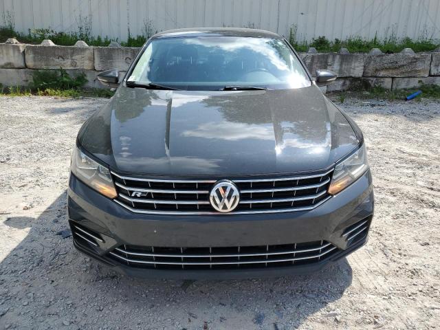 1VWDT7A36HC046028 - 2017 VOLKSWAGEN PASSAT R-LINE Boz foto 5