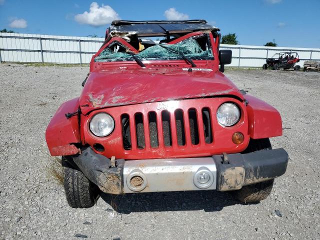1J4BA5H17BL500863 - 2011 JEEP WRANGLER U SAHARA RED photo 5