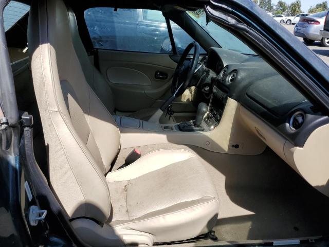 JM1NB353450410814 - 2005 MAZDA MX-5 MIATA BASE BLACK photo 10