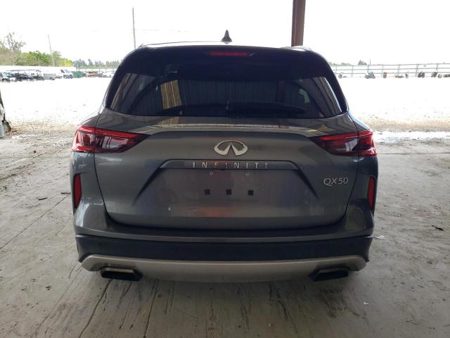 3PCAJ5M1XKF107899 - 2019 INFINITI QX50 ESSENTIAL GRAY photo 6