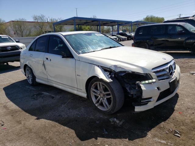 WDDGF4HBXCA643583 - 2012 MERCEDES-BENZ C 250 WHITE photo 4