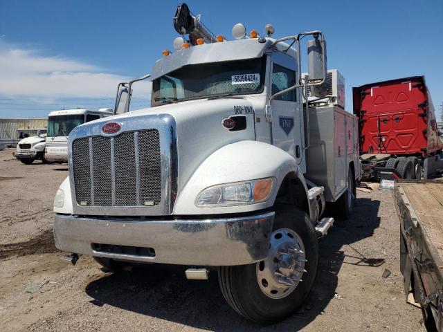 2NP2HM6X4LM675475 - 2020 PETERBILT 337 WHITE photo 2