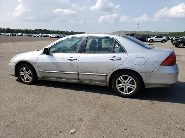 1HGCM56816A078836 - 2006 HONDA ACCORD EX SILVER photo 2