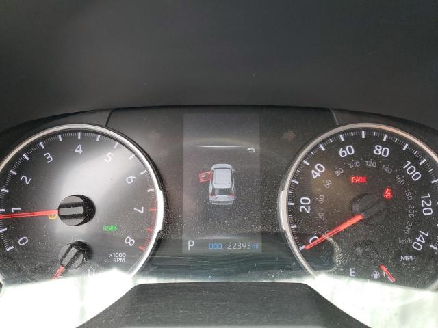 2T3P1RFV1MC154190 - 2021 TOYOTA RAV4 XLE SILVER photo 9